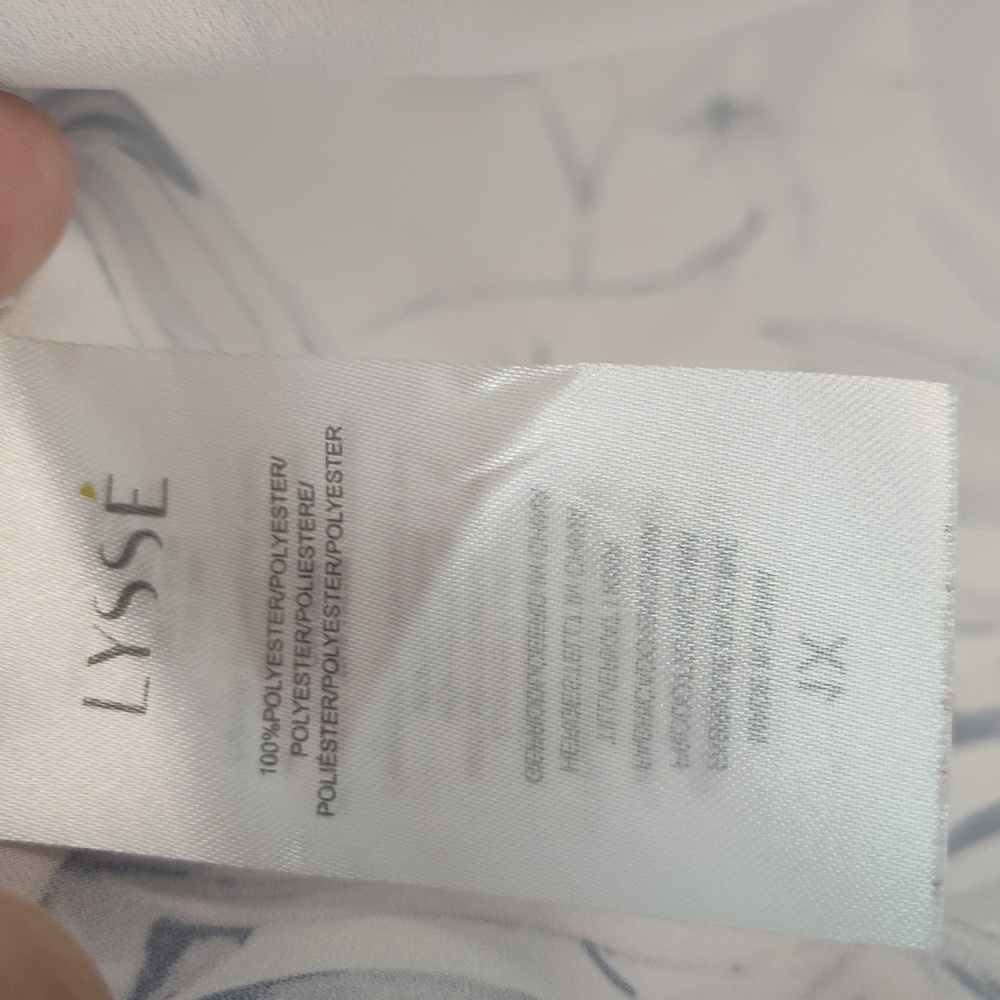 Lysse Blouse - Picture 7 of 9